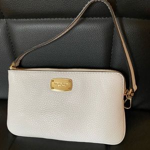 New Michael Kors white leather wristlet